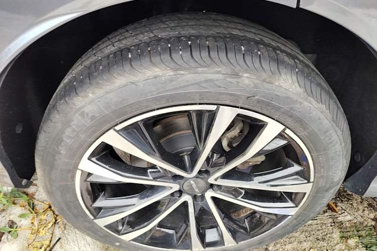 Used JETOUR X70 PLUS 2023 1.6T DCT Stronger PRO 5-Seater Right Rear Wheel Hub