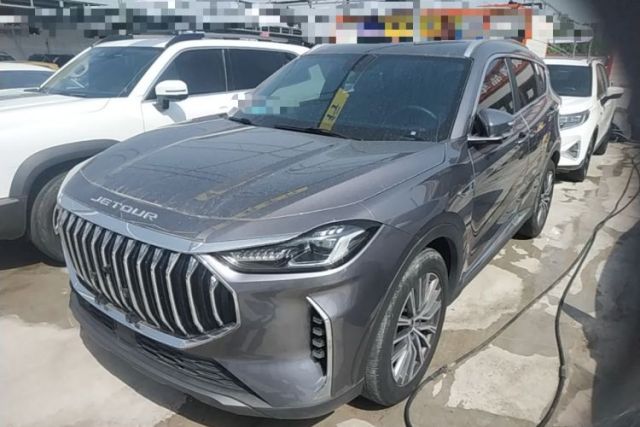 Used JETOUR X70 PLUS 2023 1.5T DCT Brave PLUS 5-Seater