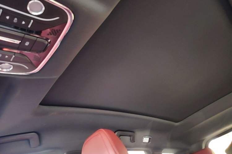 Used JETOUR X70 PLUS 2023 1.5T DCT Brave PLUS 5-Seater Headliner