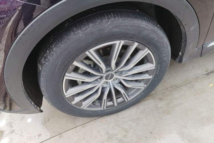 Used JETOUR X70 PLUS 2023 1.5T DCT Brave PLUS 5-Seater Left Front Wheel Hub