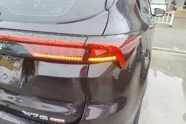 Used JETOUR X70 PLUS 2023 1.5T DCT Brave PLUS 5-Seater Right Rear Taillight