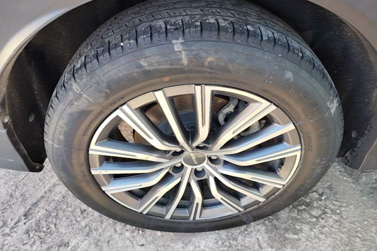 Used JETOUR X70 PLUS 2023 1.5T DCT Brave PLUS 5-Seater Right Rear Wheel Hub
