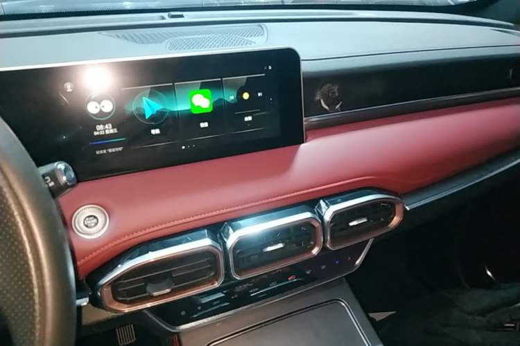 Used JETOUR X70 PLUS 2023 1.5T DCT Ziqiang PRO 7-Seater Audio And AC Panel