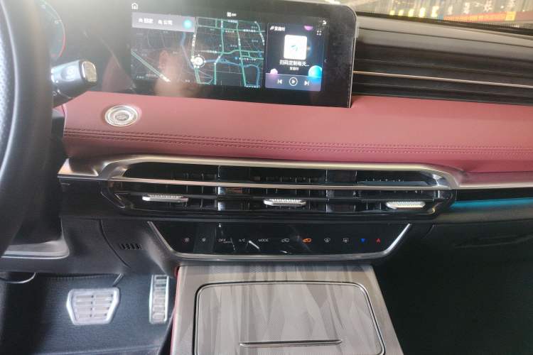Used JETOUR X70 PLUS 2023 1.5T DCT Brave PLUS 5-Seater Audio And AC Panel