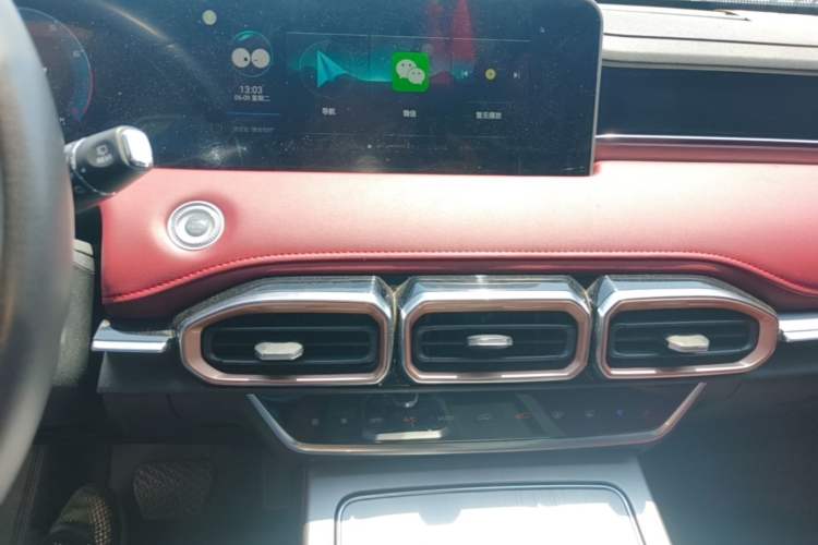 Used JETOUR X70 PLUS 2023 1.5T DCT Ziqiang PRO+ 5-Seater Audio And AC Panel