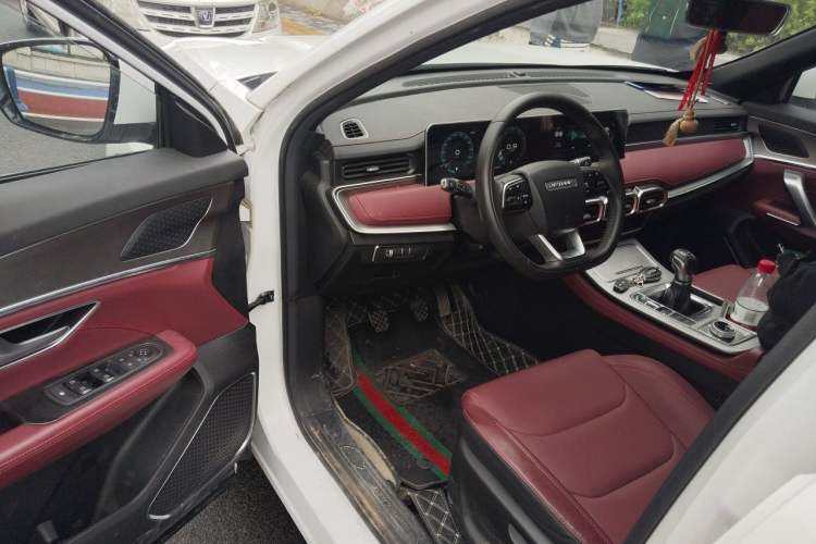 Used JETOUR X70 PLUS 2023 1.5T Manual Self-Reliant 5-Seater Driver Seat