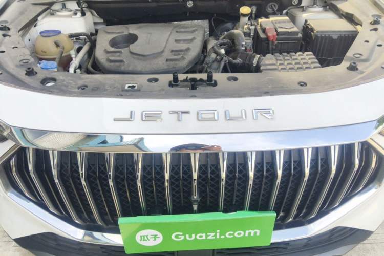 Used JETOUR X70 PLUS 2023 1.5T DCT Brave PLUS 7-Seater Engine Bay
