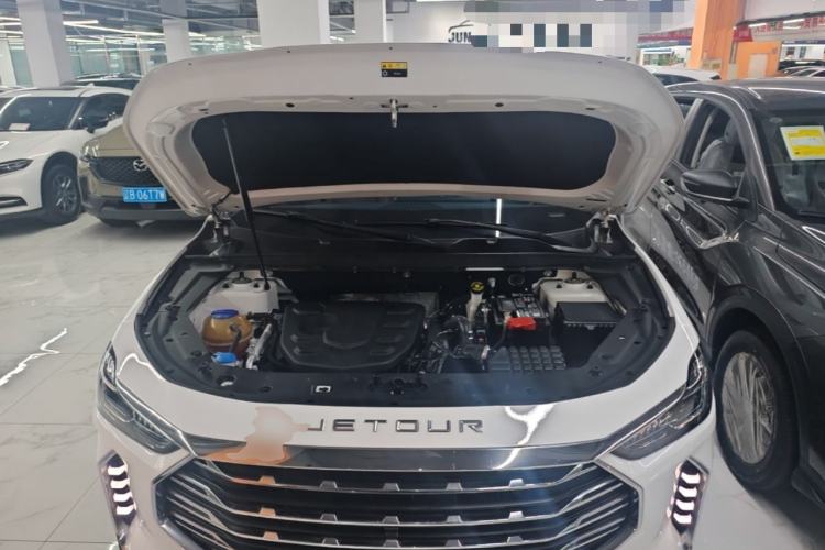 Used JETOUR X70 PLUS 2023 1.5T CVT Ziqiang MAX 7-Seater Engine Bay