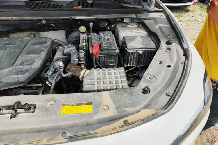 Used JETOUR X70 PLUS 2023 1.5T DCT Brave PLUS 7-Seater Engine Bay Left