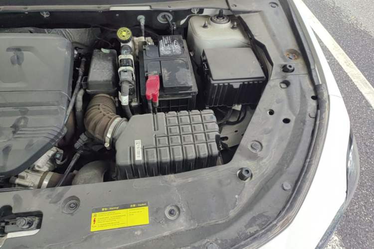 Used JETOUR X70 PLUS 2023 1.6T DCT Stronger 5-Seater Engine Bay Left