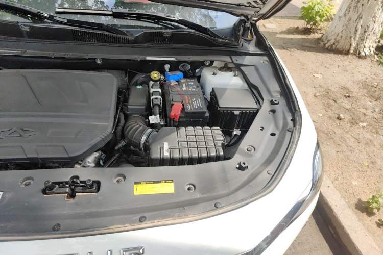 Used JETOUR X70 PLUS 2023 1.6T DCT Stronger 5-Seater Engine Bay Left