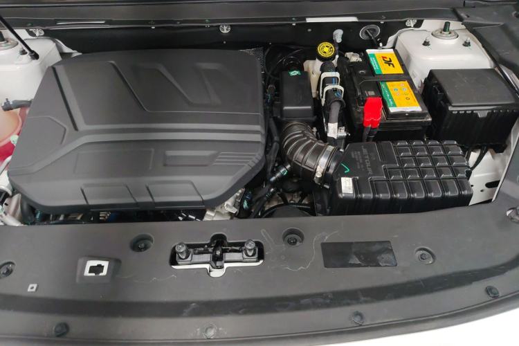 Used JETOUR X70 PLUS 2023 1.6T DCT Stronger 5-Seater Engine Bay