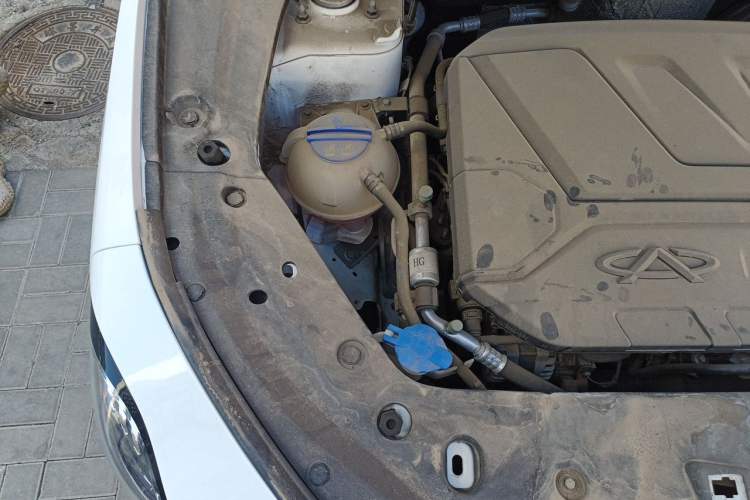 Used JETOUR X70 PLUS 2023 1.6T DCT Stronger 5-Seater Engine Bay Right