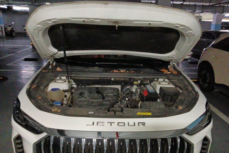 Used JETOUR X70 PLUS 2023 1.5T DCT Brave PLUS 7-Seater Engine Bay