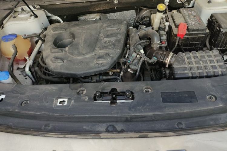 Used JETOUR X70 PLUS 2023 1.5T DCT Brave PLUS 7-Seater Engine Bay