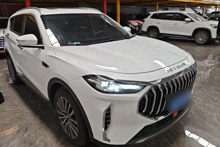 Used JETOUR X70 PLUS 2023 1.5T DCT Brave PLUS 7-Seater Exterior 1