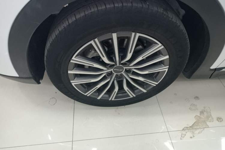Used JETOUR X70 PLUS 2023 1.5T DCT Ziqiang PRO+ 5-Seater Exterior 2