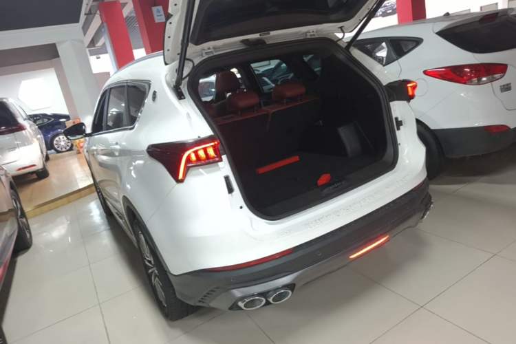 Used JETOUR X70 PLUS 2023 1.5T DCT Brave PLUS 5-Seater Exterior 2
