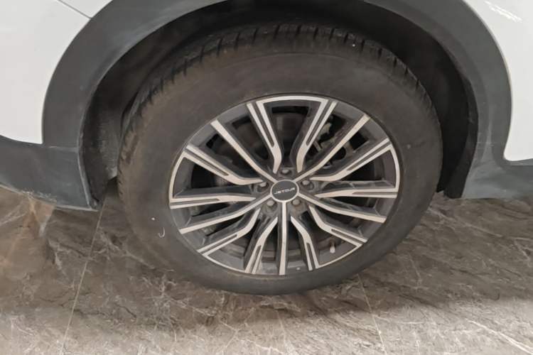 Used JETOUR X70 PLUS 2023 1.5T DCT Brave PLUS 7-Seater Exterior 5