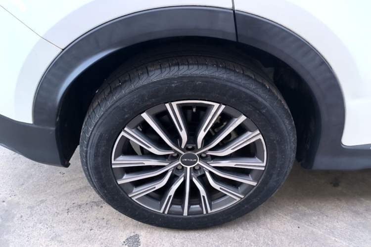 Used JETOUR X70 PLUS 2023 1.6T DCT Stronger 5-Seater Exterior 5
