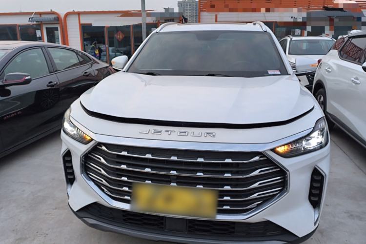 Used JETOUR X70 PLUS 2023 1.5T CVT Ziqiang MAX 5-Seater Front