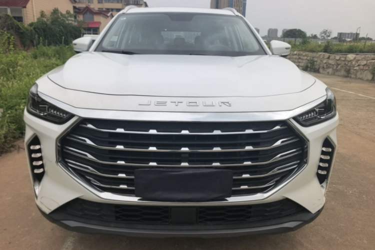 Used JETOUR X70 PLUS 2023 1.5T DCT Ziqiang PRO 7-Seater Front