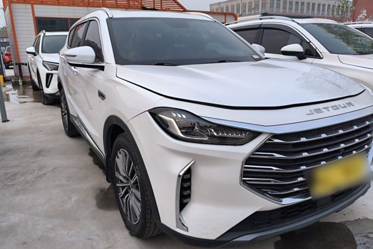 Used JETOUR X70 PLUS 2023 1.5T CVT Ziqiang MAX 5-Seater Front Right 45 Deg