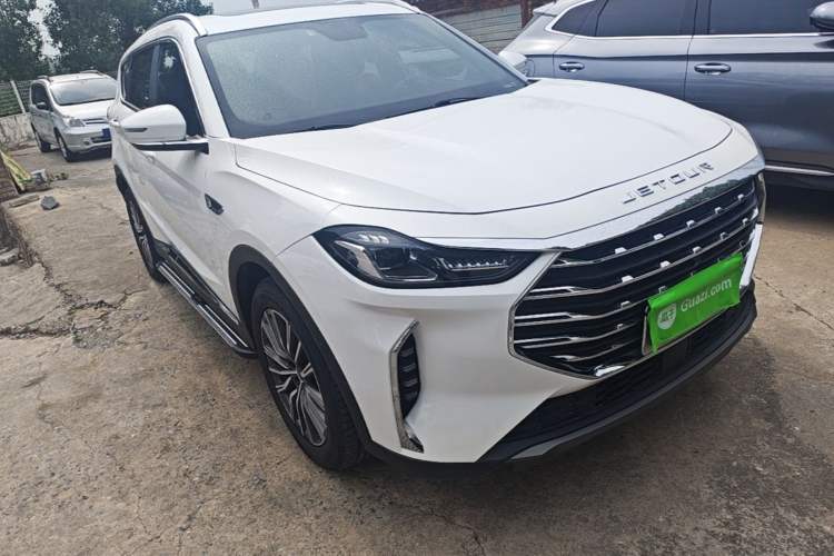 Used JETOUR X70 PLUS 2023 1.5T DCT Ziqiang PRO 5-Seater Front Right 45 Deg