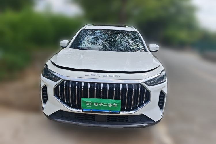 Used JETOUR X70 PLUS 2023 1.5T DCT Brave PLUS 7-Seater Front