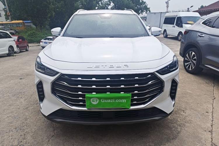 Used JETOUR X70 PLUS 2023 1.5T DCT Ziqiang PRO 5-Seater Front