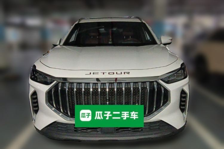 Used JETOUR X70 PLUS 2023 1.5T DCT Brave PLUS 7-Seater Front