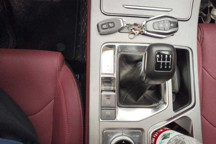 Used JETOUR X70 PLUS 2023 1.5T Manual Self-Reliant 5-Seater Gear Lever