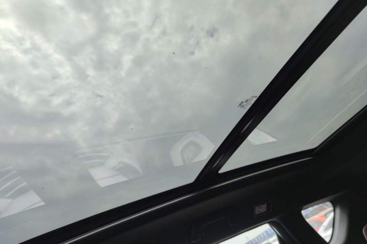Used JETOUR X70 PLUS 2023 1.5T DCT Brave PLUS 5-Seater Headliner