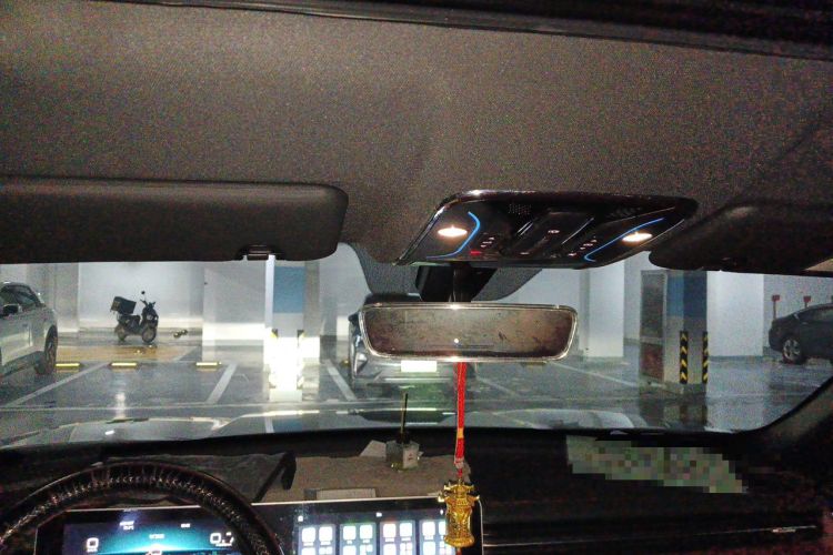 Used JETOUR X70 PLUS 2023 1.5T DCT Brave PLUS 7-Seater Headliner