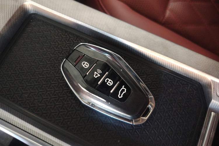 Used JETOUR X70 PLUS 2023 1.5T DCT Brave PLUS 5-Seater Interior 1