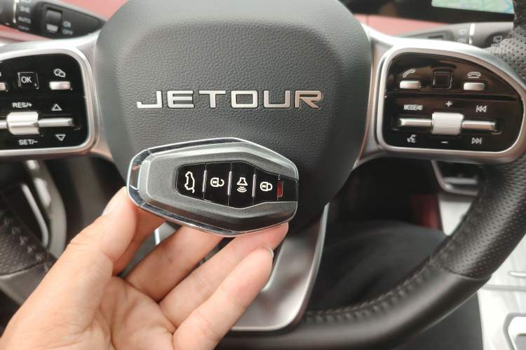 Used JETOUR X70 PLUS 2023 1.6T DCT Stronger 5-Seater Interior 1