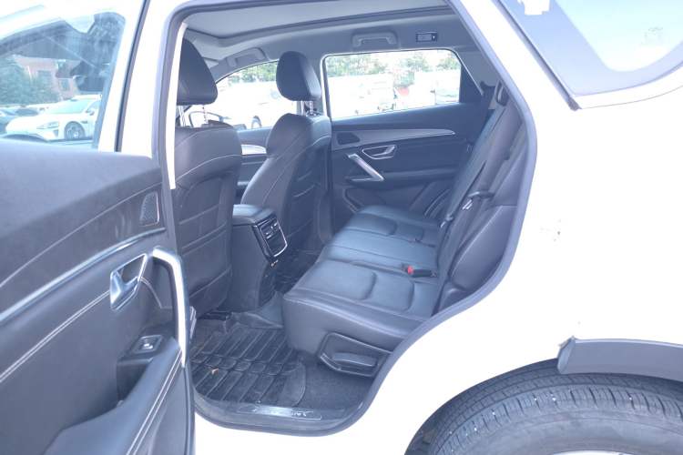 Used JETOUR X70 PLUS 2023 1.5T DCT Ziqiang PRO 7-Seater Interior 2