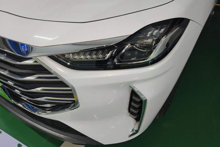 Used JETOUR X70 PLUS 2023 1.5T DCT Ziqiang PRO 7-Seater Left Front Headlight