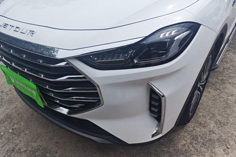 Used JETOUR X70 PLUS 2023 1.5T DCT Ziqiang PRO 5-Seater Left Front Headlight