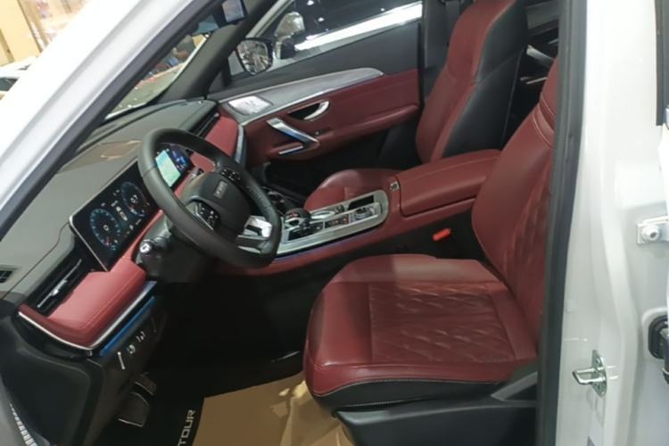 Used JETOUR X70 PLUS 2023 1.5T DCT Brave PLUS 7-Seater Left Front Seat