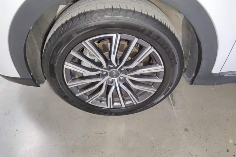 Used JETOUR X70 PLUS 2023 1.5T DCT Brave PLUS 5-Seater Left Front Wheel Hub