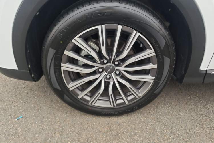 Used JETOUR X70 PLUS 2023 1.5T DCT Brave PLUS 7-Seater Left Front Wheel Hub