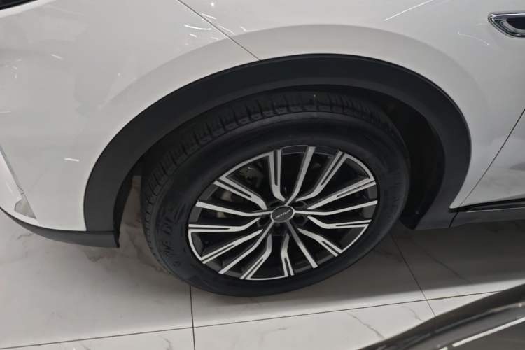 Used JETOUR X70 PLUS 2023 1.5T CVT Ziqiang MAX 7-Seater Left Front Wheel Hub