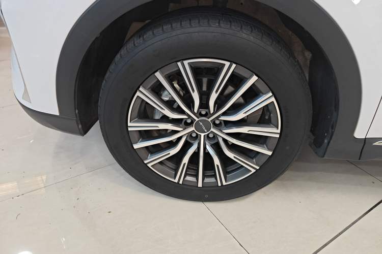 Used JETOUR X70 PLUS 2023 1.5T DCT Brave PLUS 7-Seater Left Front Wheel Hub