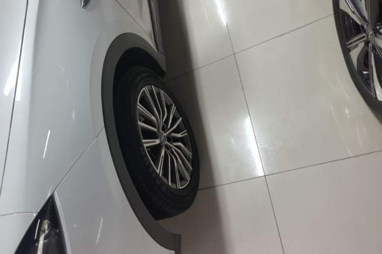 Used JETOUR X70 PLUS 2023 1.5T DCT Brave PLUS 5-Seater Left Front Wheel Hub