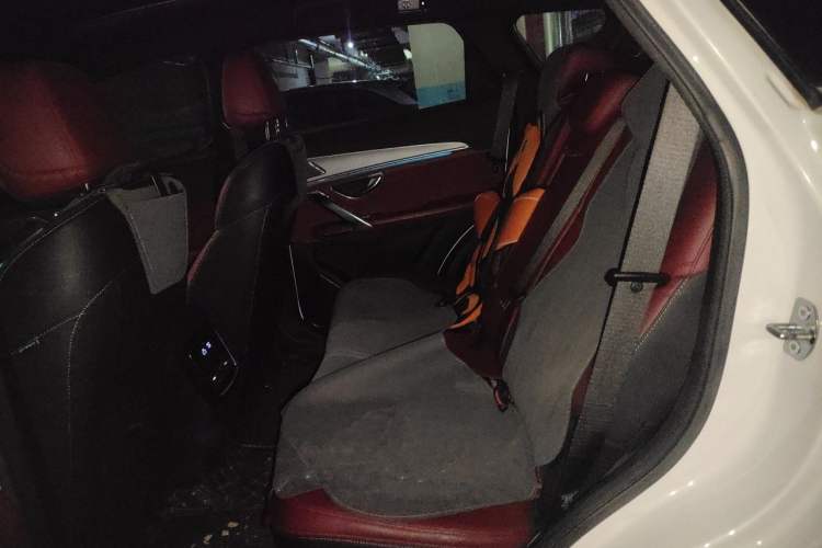 Used JETOUR X70 PLUS 2023 1.6T DCT Stronger PRO 7-Seater Left Rear Seat