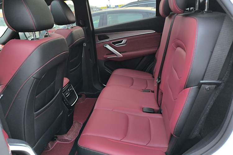 Used JETOUR X70 PLUS 2023 1.5T CVT Ziqiang MAX 5-Seater Left Rear Seat