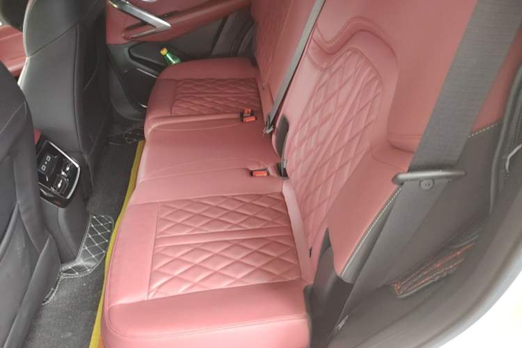 Used JETOUR X70 PLUS 2023 1.5T DCT Brave PLUS 5-Seater Left Rear Seat