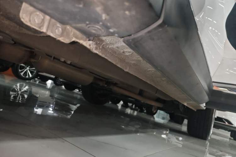 Used JETOUR X70 PLUS 2023 1.5T DCT Ziqiang PRO 5-Seater Left Side Sill