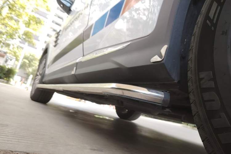 Used JETOUR X70 PLUS 2023 1.5T DCT Brave PLUS 5-Seater Left Side Sill